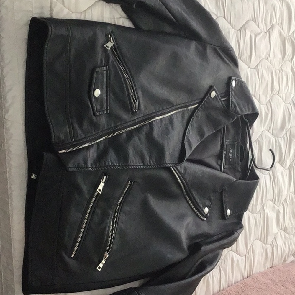 A black leather jacket